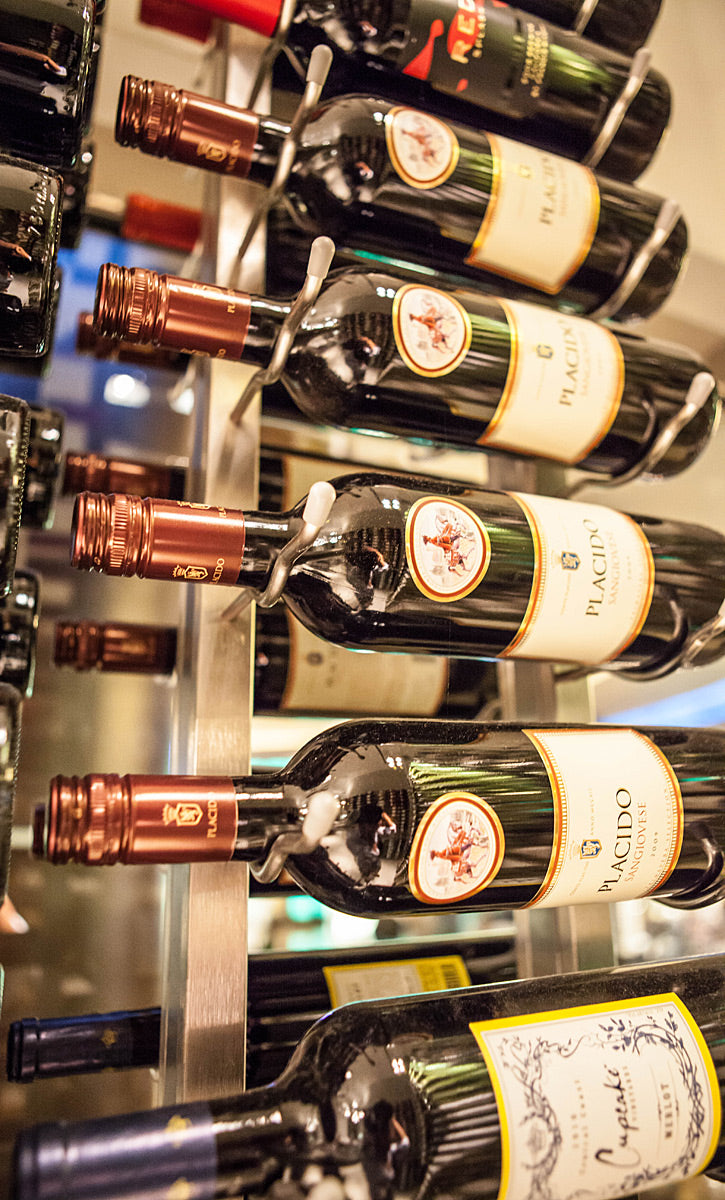 Idea Gallery - Restaurant Wine Displays