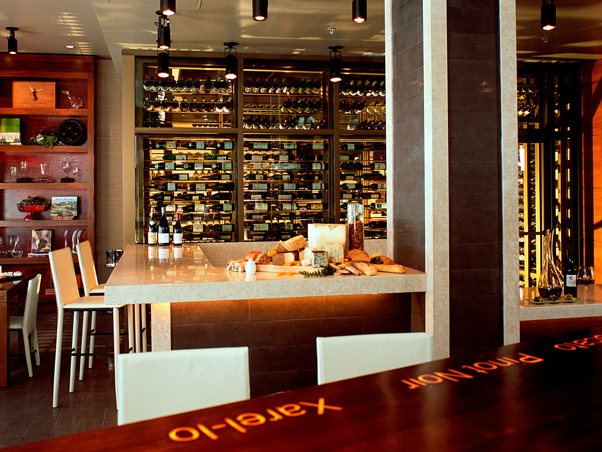 Idea Gallery - Restaurant Wine Displays