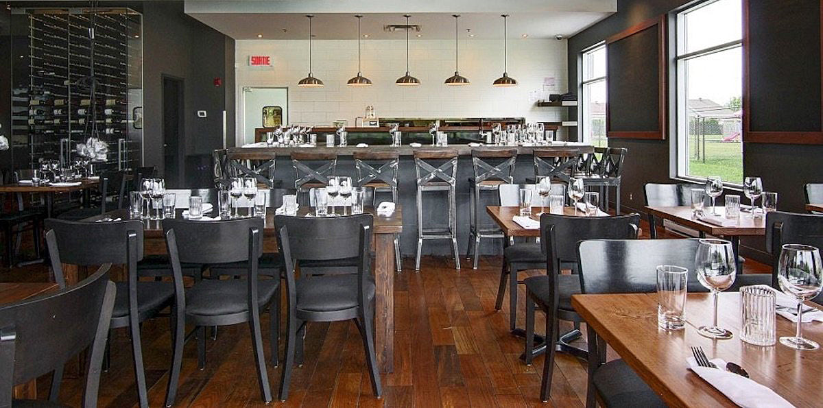 Idea Gallery - Restaurant Wine Displays