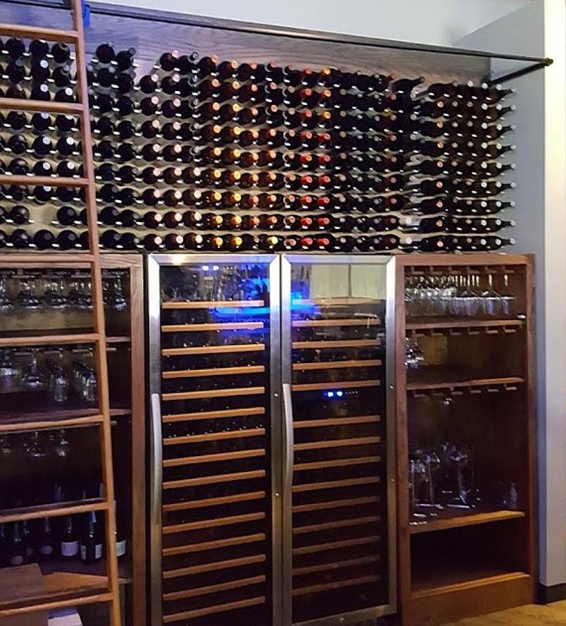 Idea Gallery - Restaurant Wine Displays