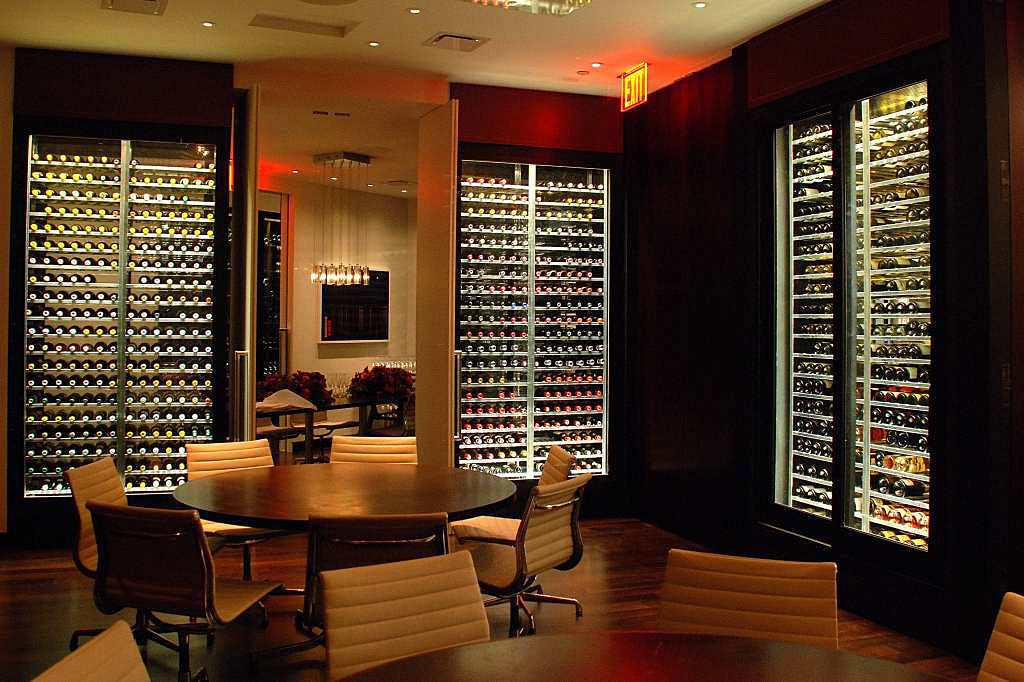 Idea Gallery - Restaurant Wine Displays
