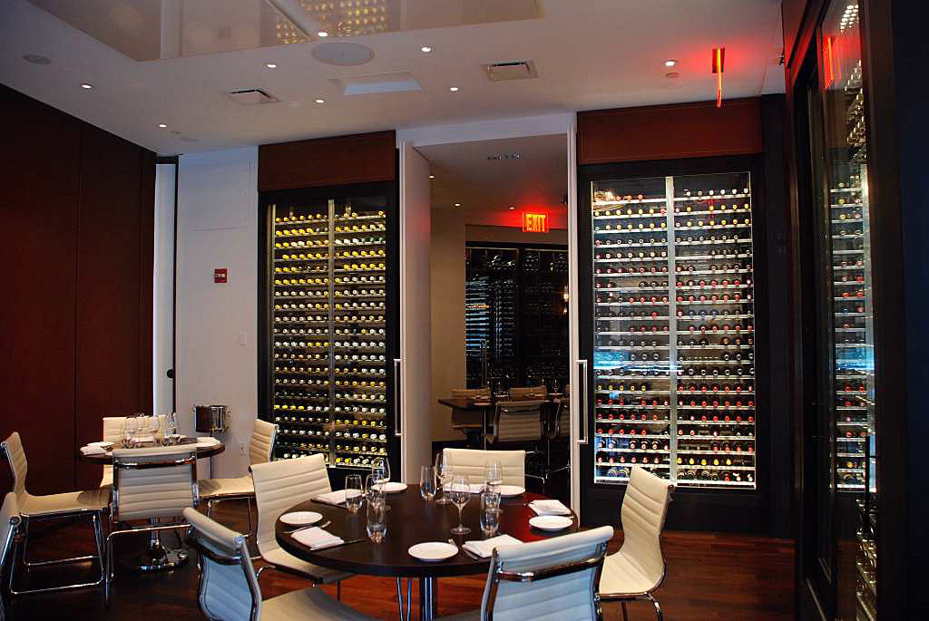Idea Gallery - Restaurant Wine Displays