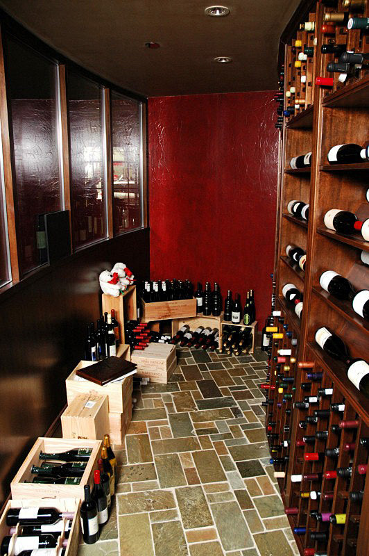 Idea Gallery - Restaurant Wine Displays