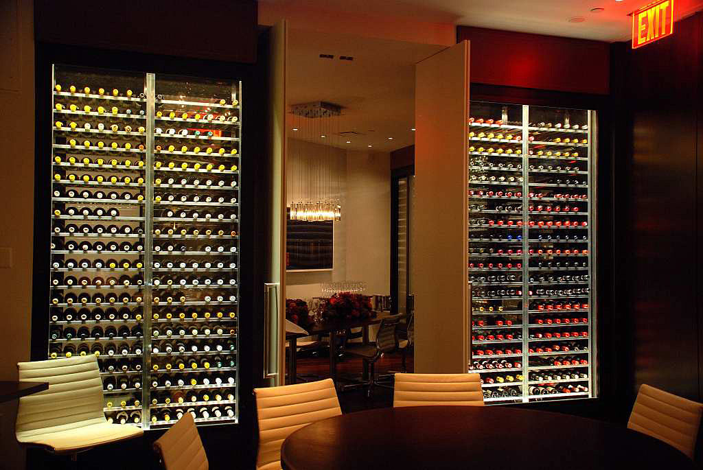 Idea Gallery - Restaurant Wine Displays