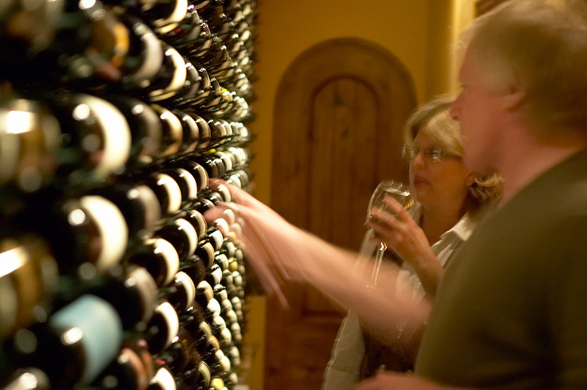 Idea Gallery - Restaurant Wine Displays